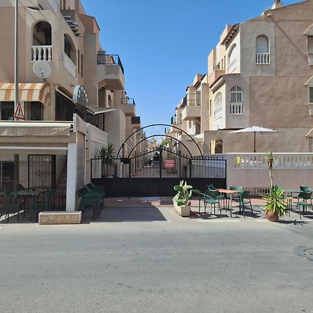 Apartamento La Casa De Mi Madre Torrevieja Exterior foto