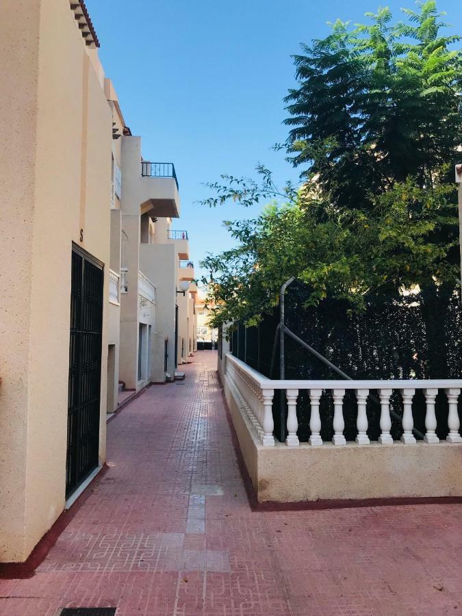 Apartamento La Casa De Mi Madre Torrevieja Exterior foto